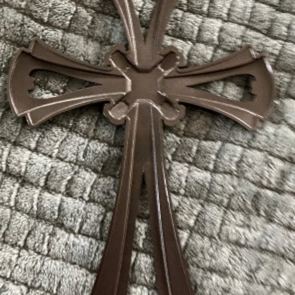 Metal cross ornament - Picture 4 of 5